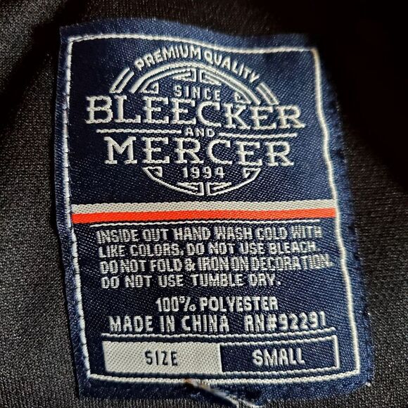 Bleecker & Mercer Jersey Audi Racing Stallion Streetwear Black/White/Red EUC - Picture 10 of 12